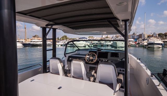 SEAS THE GREY yacht for sale 15