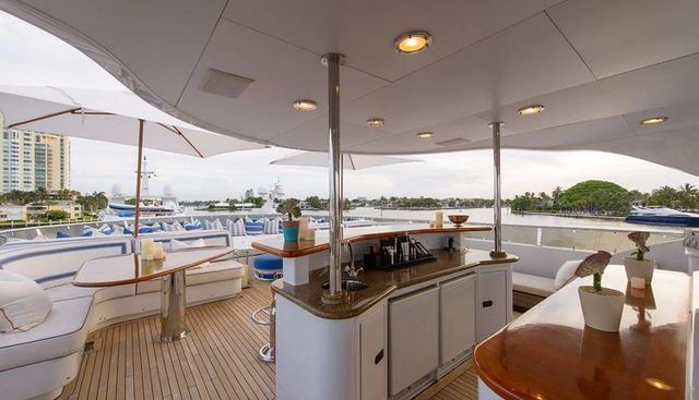 LUCY yacht for sale 28