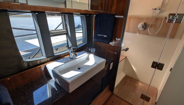 Casa Amigos yacht for sale 39