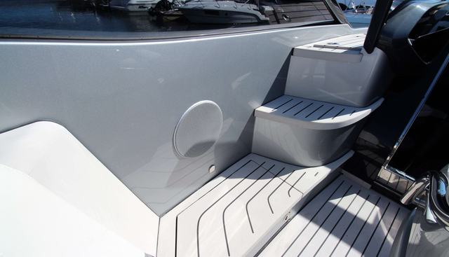noname yacht for sale 34