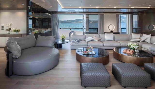 MANGUSTA GRANSPORT 45 yacht for sale 8