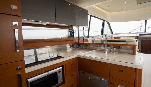 SHANTI III yacht for sale 22