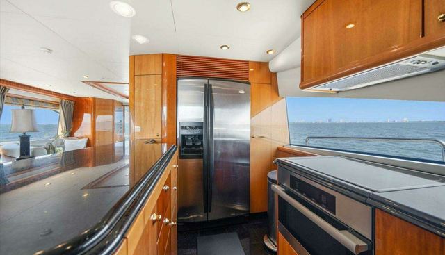 VANGUARD yacht for sale 13