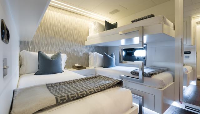 Beachouse yacht for sale 12