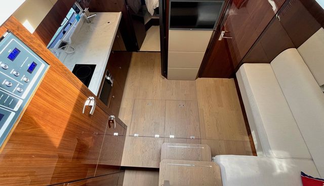 noname yacht for sale 33