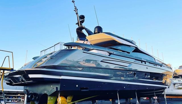 Lance West yacht for sale 22