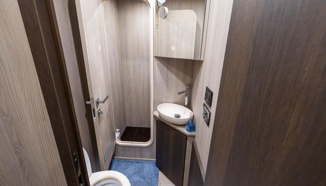 CAPTAIN MORGAN II yacht for sale 80