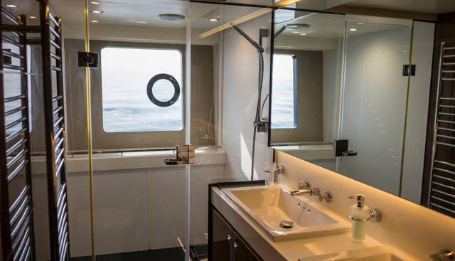 PBS2428 yacht for sale 34