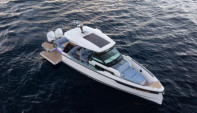 320GTO-798 yacht for sale 2