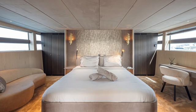 ST-BARTH II yacht for sale 17
