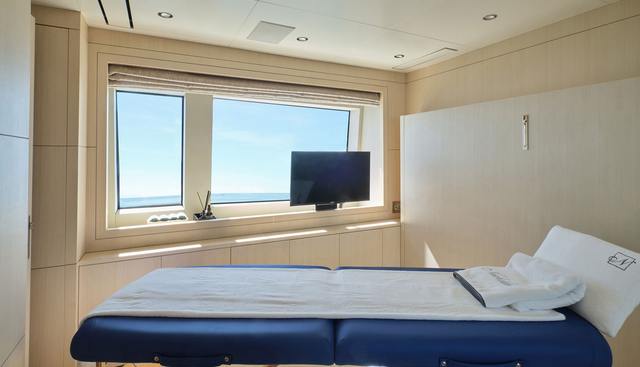 NECHIDA yacht for sale 15