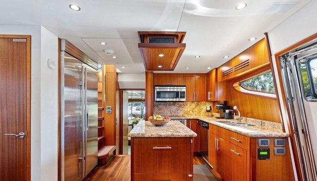 GRIFFIN yacht for sale 10