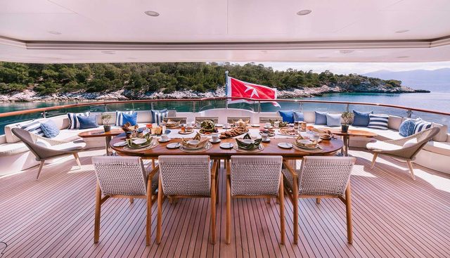 IDYLLIC yacht for sale 10