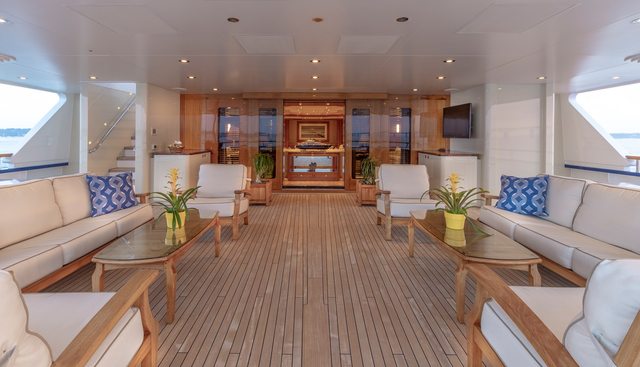 LAUREL yacht for sale 22