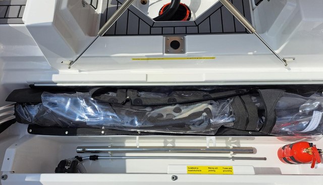 Great Cockpit Layout yacht for sale 34