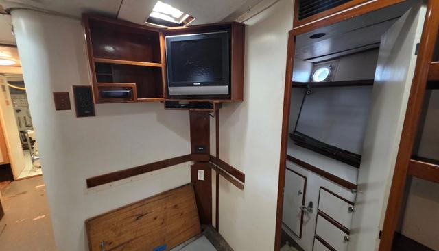Orion yacht for sale 37