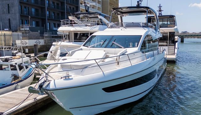 3042568 yacht for sale 5