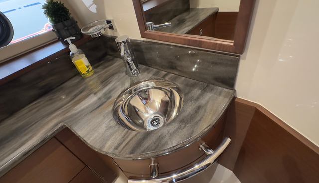 Baby Pie yacht for sale 43