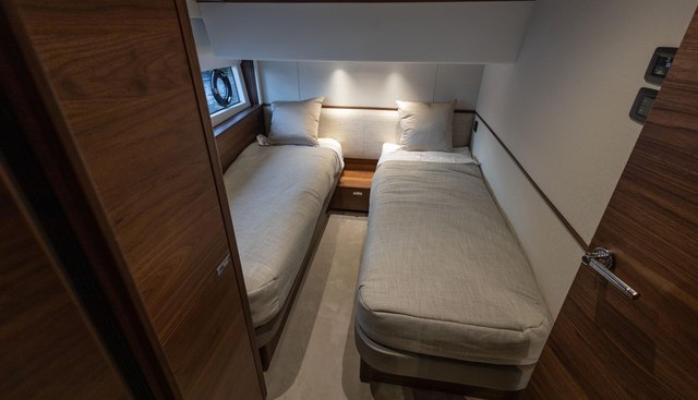 S65524 yacht for sale 109