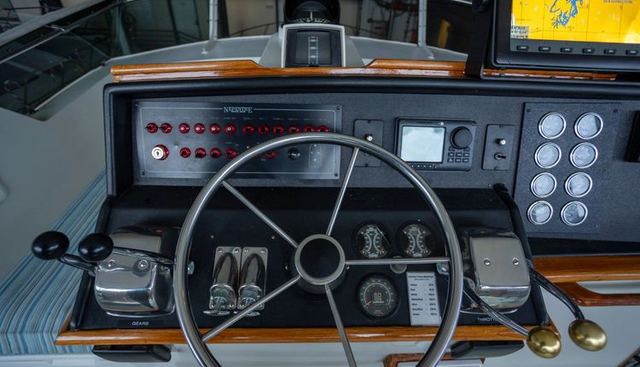 Siesmec yacht for sale 9