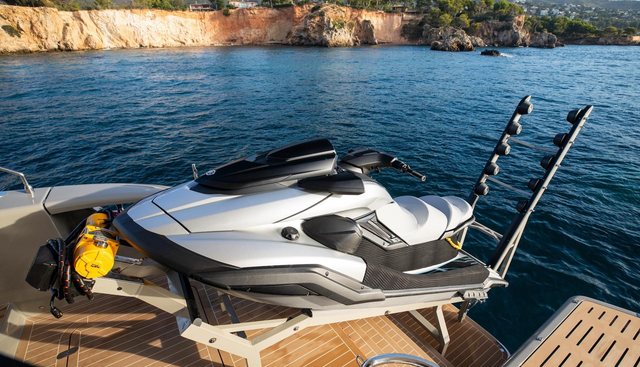 VAHEWA yacht for sale 38