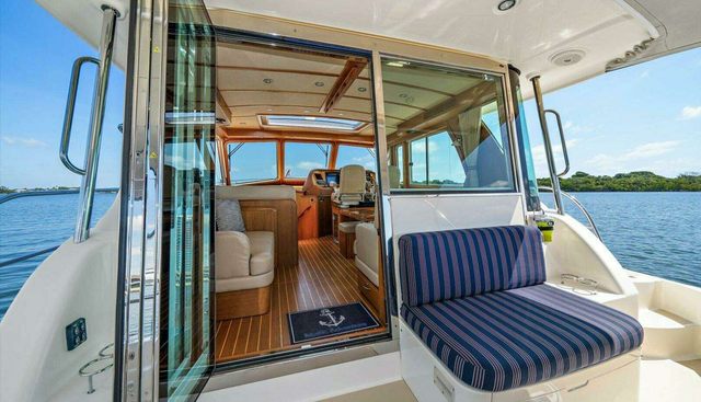 noname yacht for sale 4