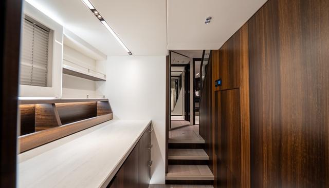 STEALTH yacht for sale 20