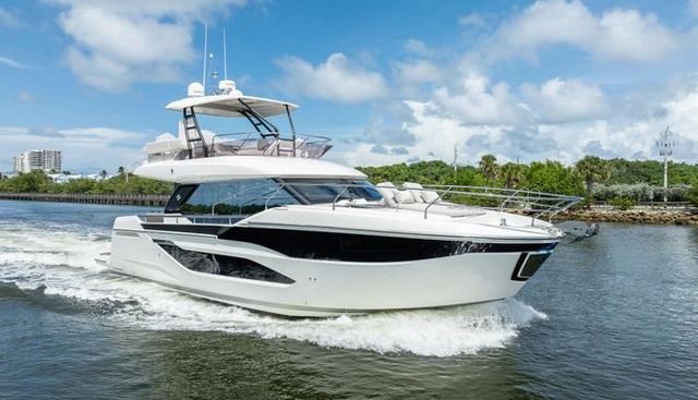 F4.9 yacht for sale 8