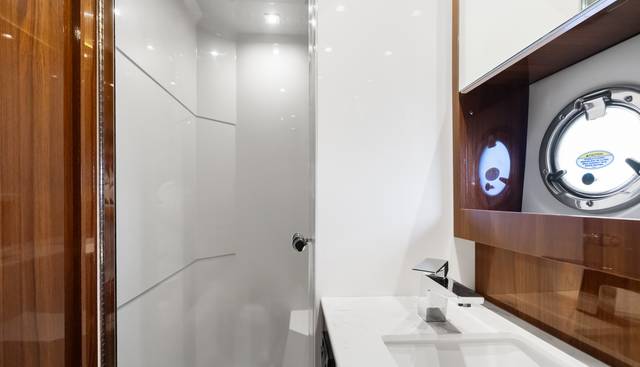 Tropical Dreamer yacht for sale 55