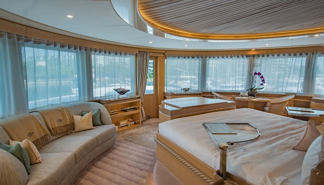 DOUBLE HAVEN yacht for sale 9