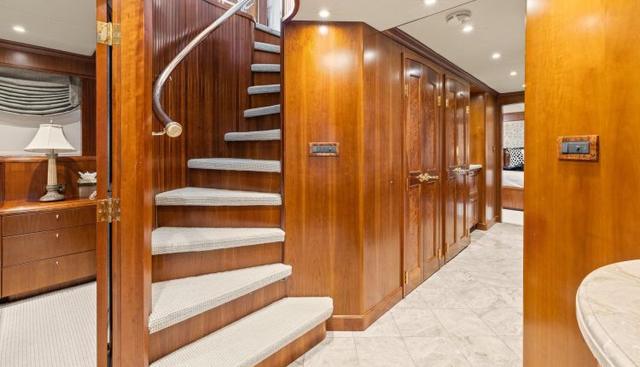 DIRT POOR yacht for sale 54