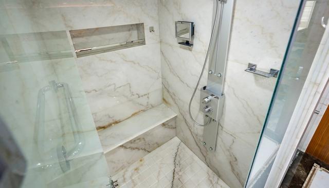 Bella Lisa yacht for sale 14