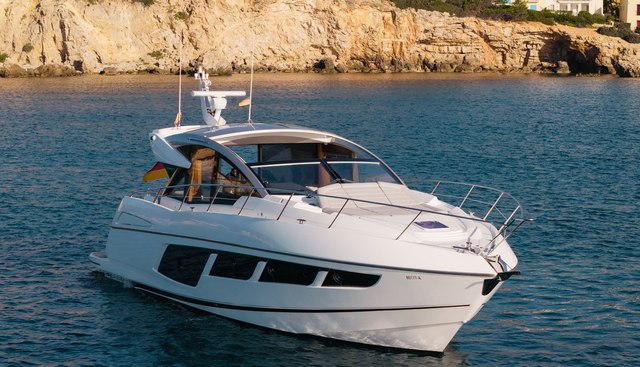 COCOA yacht for sale 5