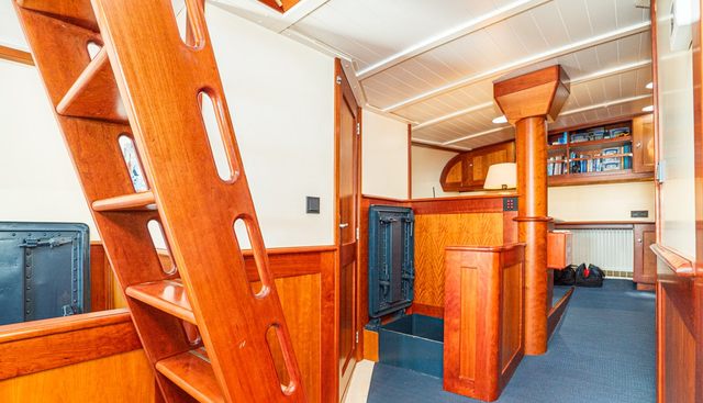 VARNEBANK yacht for sale 19