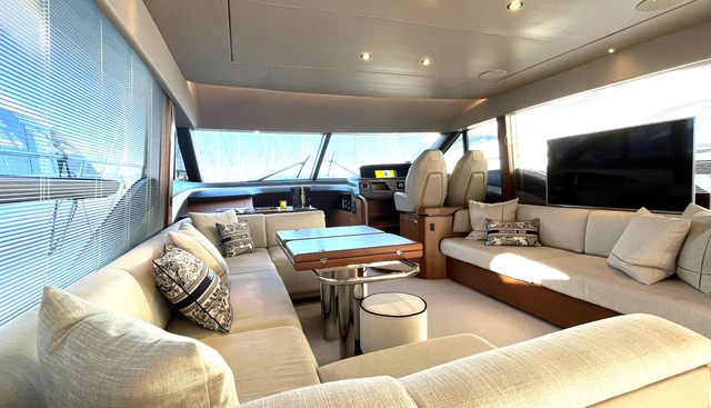 F55 yacht for sale 22