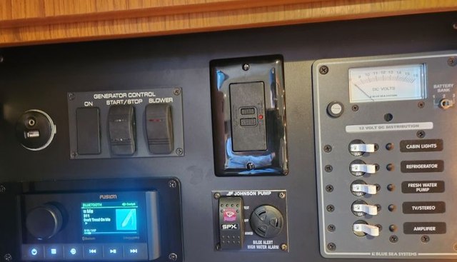 noname yacht for sale 35