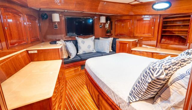 Sapphire II yacht for sale 12