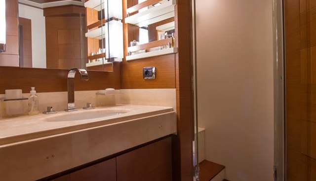 La Rubia yacht for sale 59