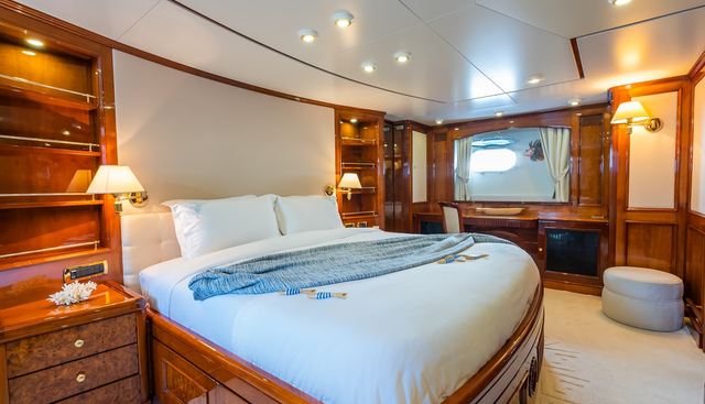 Stella Fiera yacht for sale 39