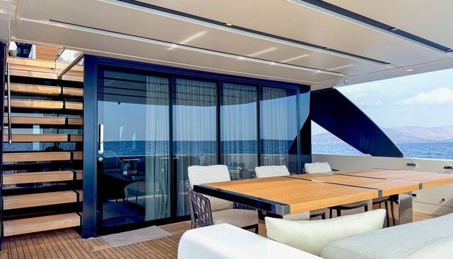 SL90A yacht for sale 4