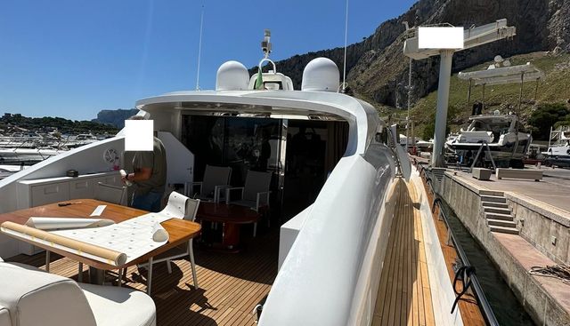 Tecnomar Velvet 90 yacht for sale 3