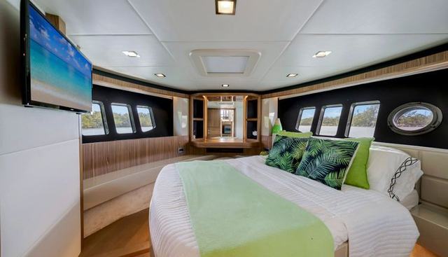 noname yacht for sale 33