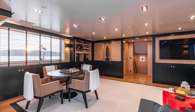 BELONGERS yacht for sale 40