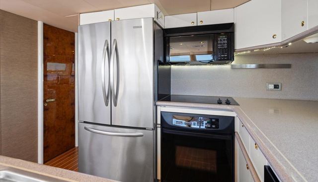 Octopi yacht for sale 39