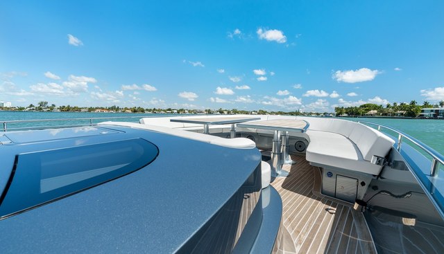 PURA VIDA yacht for sale 44