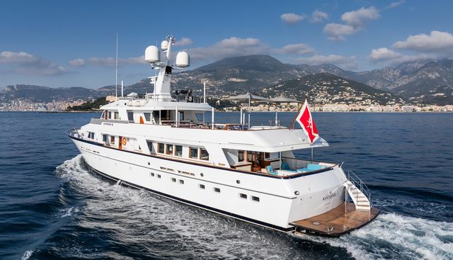 SYNTHESIS 66 yacht for sale 42