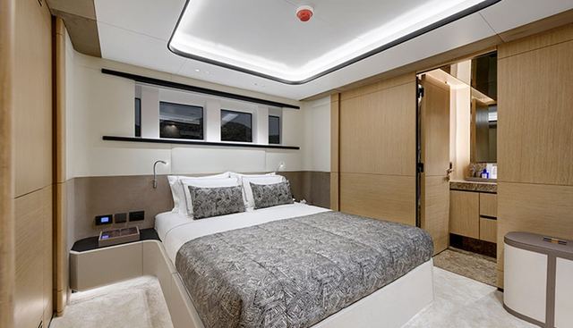 LADY LUNA yacht for sale 17