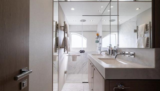 Chinonino yacht for sale 64