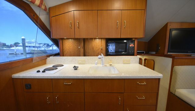 DRAM-BUOY yacht for sale 15