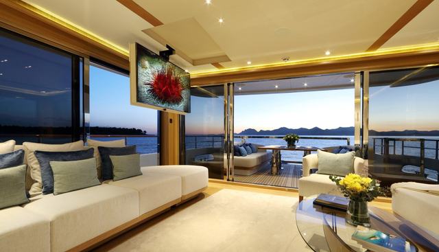 SOLIS yacht for sale 10